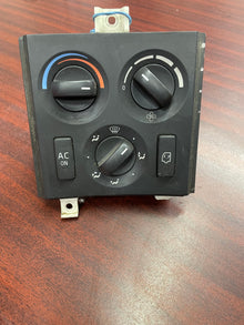 Contrôle de chauffage et de la climatisation Volvo