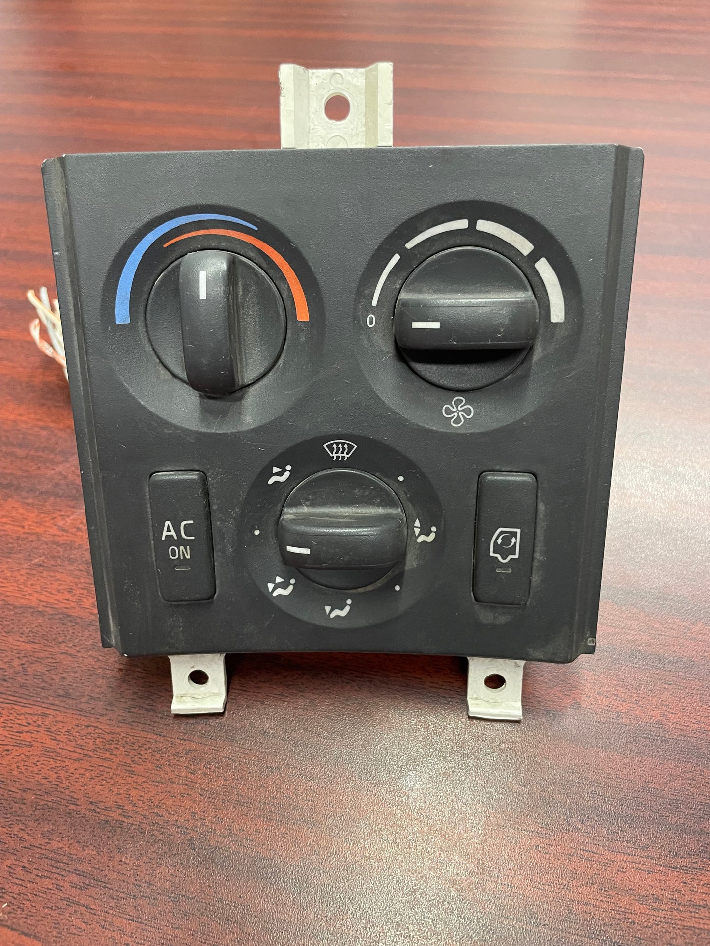 Contrôle de chauffage et de la climatisation Volvo