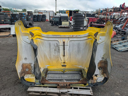 Capot International 9200