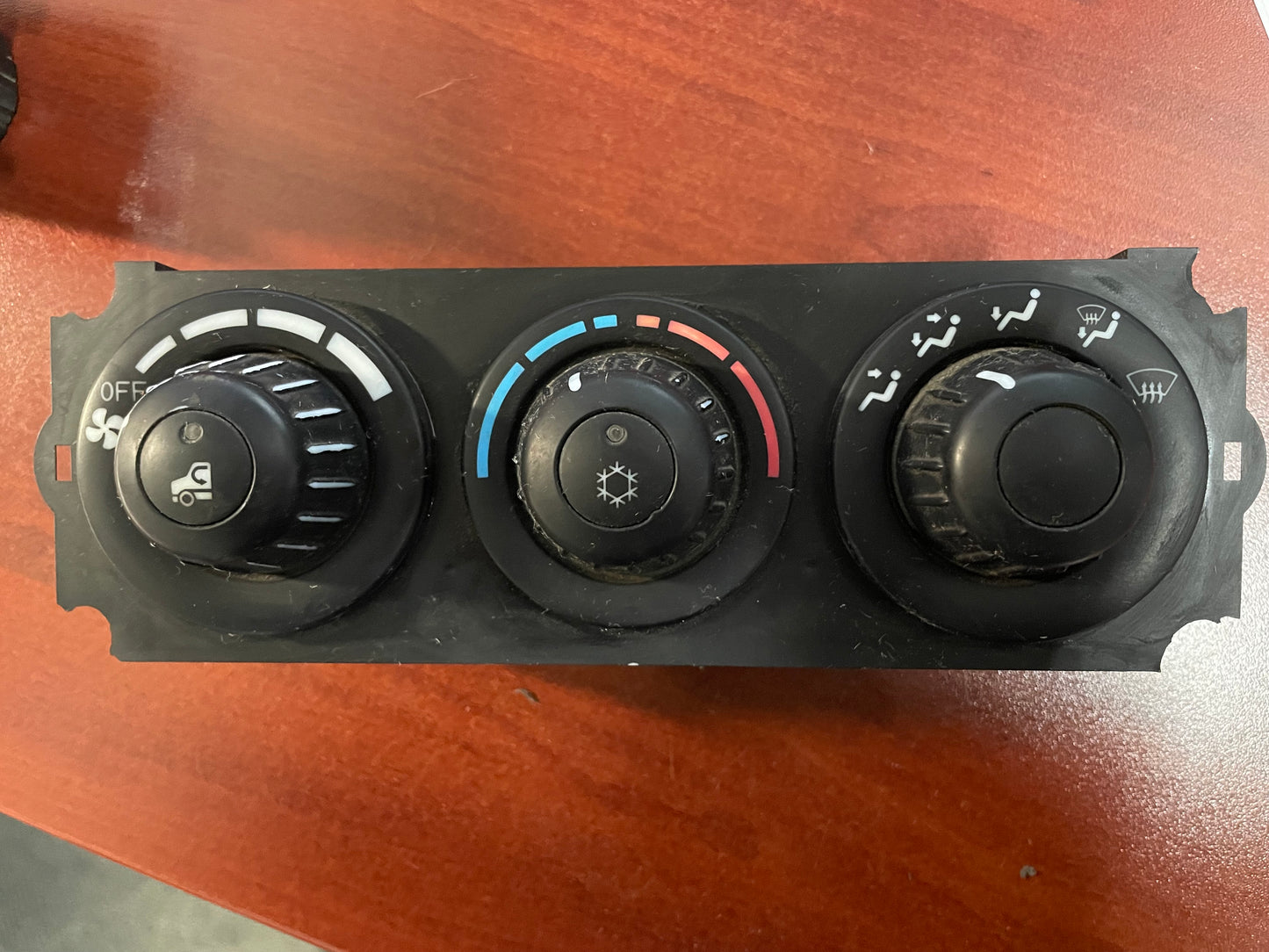 Contrôle de chauffage et de climatisation Kenworth T600