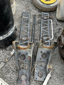 Bracket exhaust Kenworth