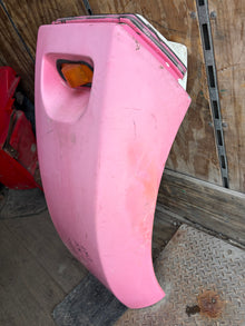 Extension d'aile côté droit Kenworth T800