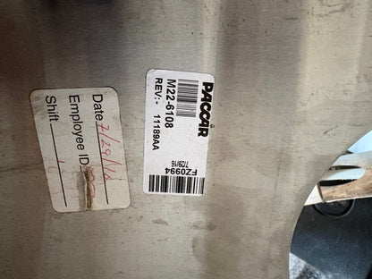 Couvercle de réservoir de fluide d'échappement diesel (DEF) Paccar