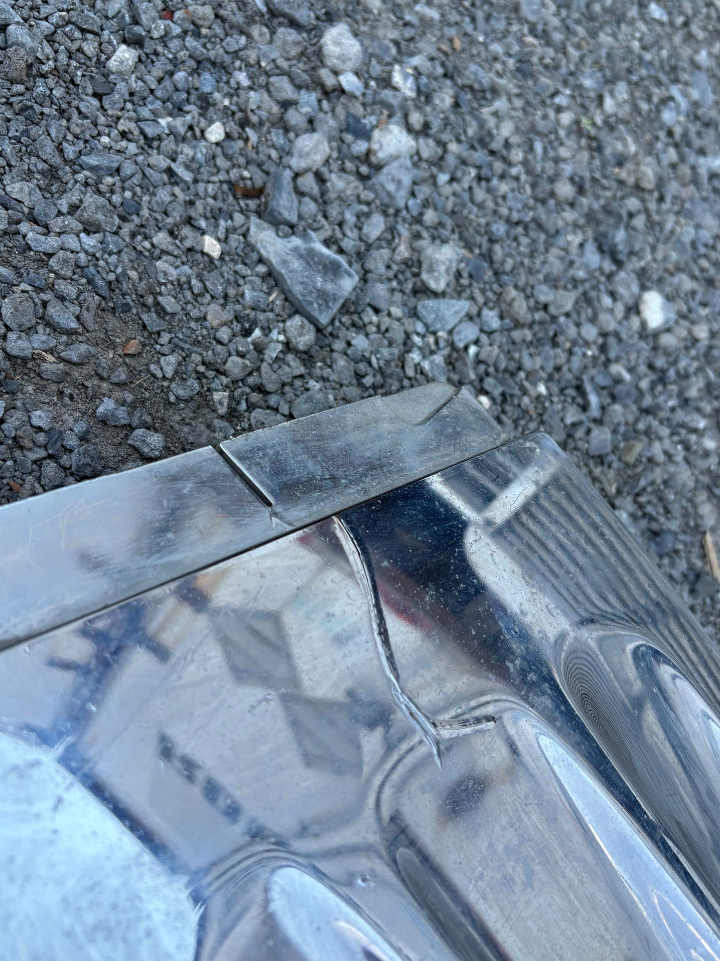Grille de calandre inférieur chromée pour Sterling