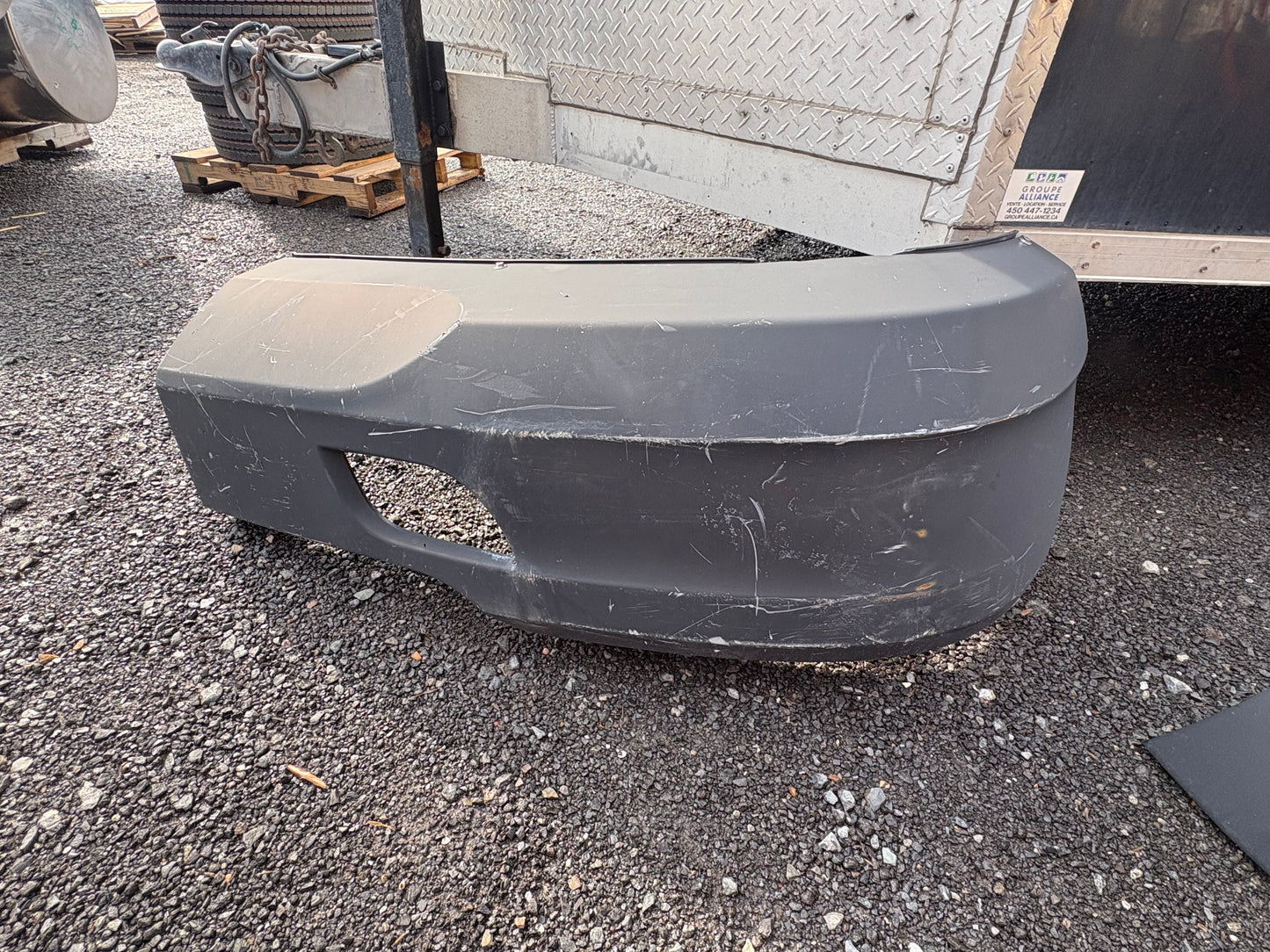 Embout de pare-chocs avant côté passager Kenworth T680