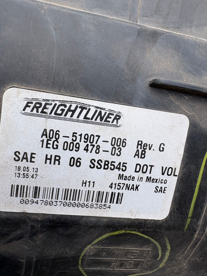 Lumière avant gauche/conducteur pour Freightliner Cascadia