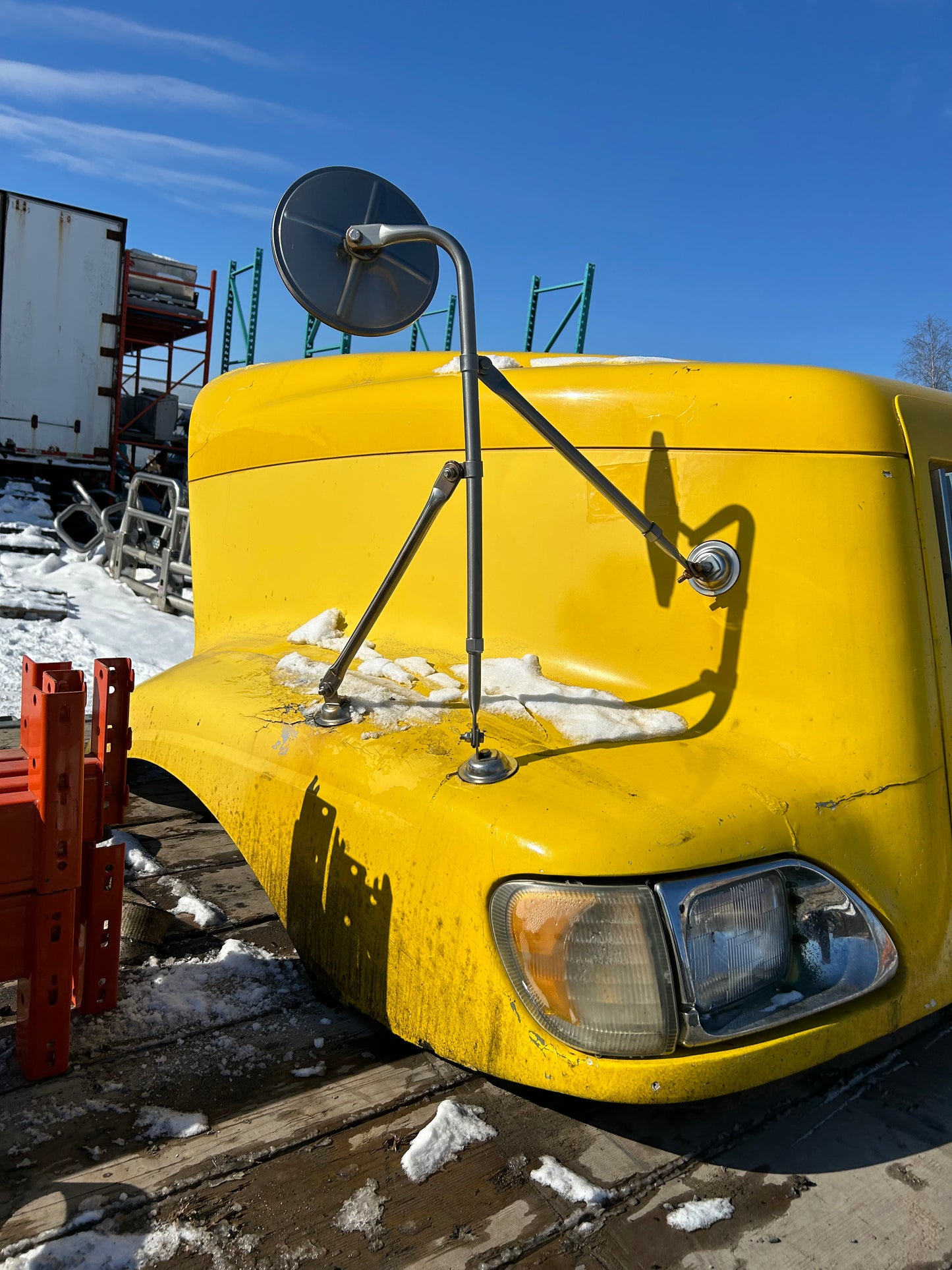 Capot International 9200