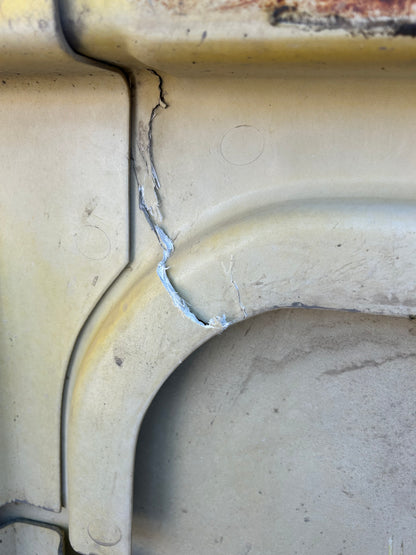 Capot International 9200