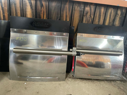 Paire de quart d'ailes stainless steal avec poteau et mud flap Peterbilt